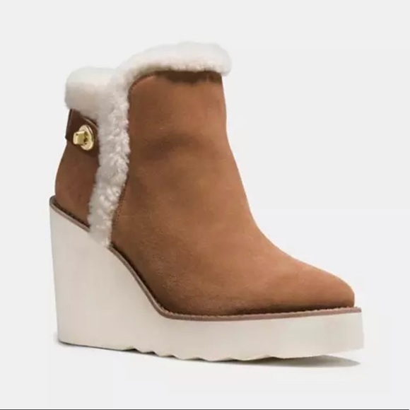 Coach Shoes - NEW Coach Kingston Boots 8.5**